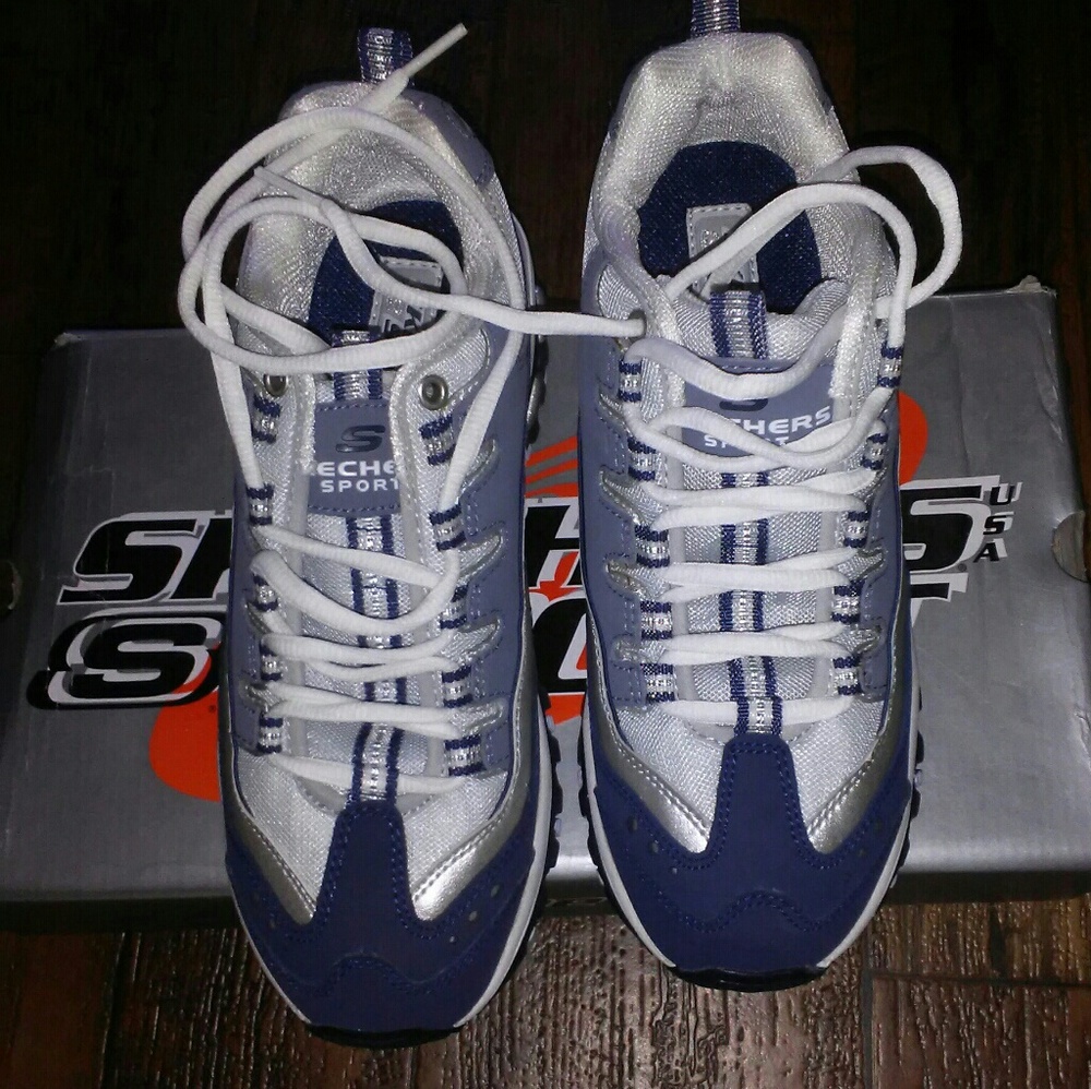 NEW Skechers Energy 2 - Headways - Size 8